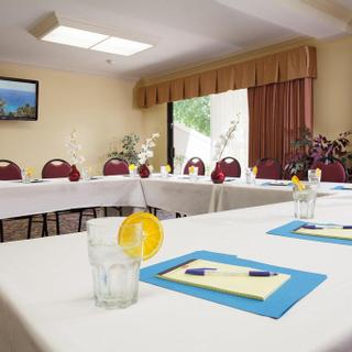 Best Western Plus Garden Court Inn | Fremont, California | Meeting U-shaped table