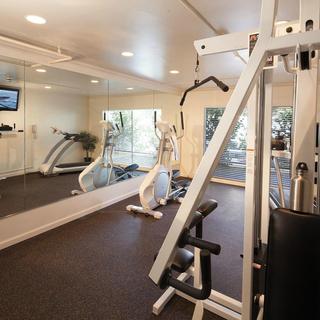 Best Western Plus Garden Court Inn | Fremont, California | Fitness center with machines